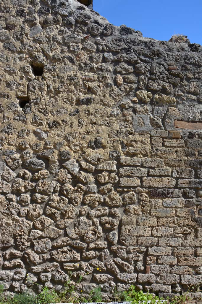 IX.5.14 Pompeii. May 2017. Room n, south wall towards west end.
Foto Christian Beck, ERC Grant 681269 DCOR.
