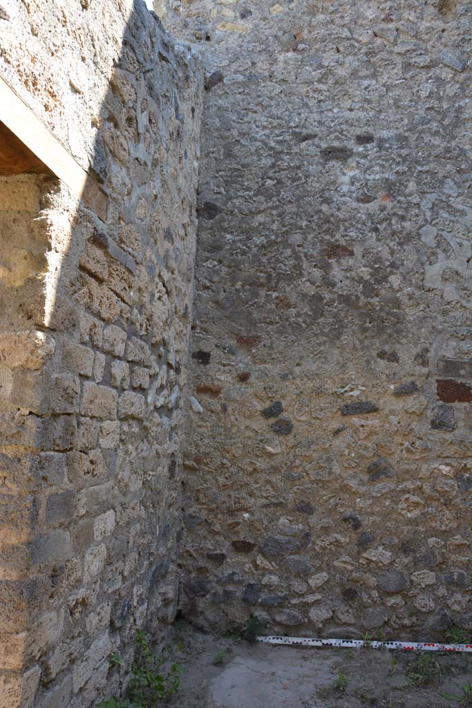 IX.5.14 Pompeii. May 2017. Room o, looking towards north-east corner.  
Foto Christian Beck, ERC Grant 681269 DCOR.
