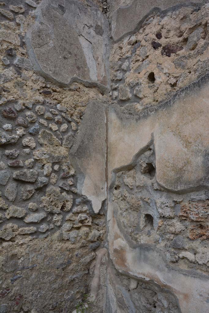 IX.5.14 Pompeii. May 2017. North ala e, north-west corner.
Foto Christian Beck, ERC Grant 681269 DCOR.
