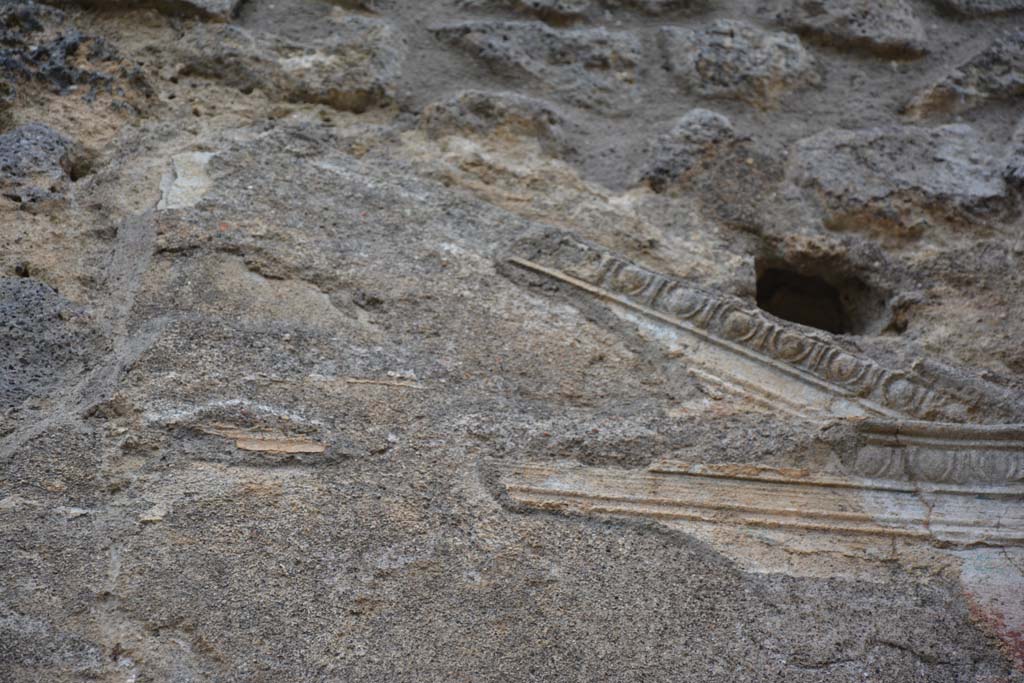 IX.5.14 Pompeii. May 2017. North ala e, detail of stucco from upper north wall.
Foto Christian Beck, ERC Grant 681269 DCOR.

