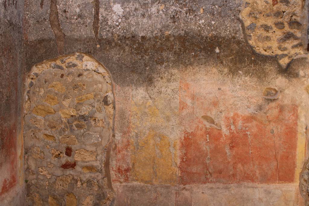 IX.5.14 Pompeii. May 2019. Room d, looking towards south wall.
Foto Christian Beck, ERC Grant 681269 DCOR.
