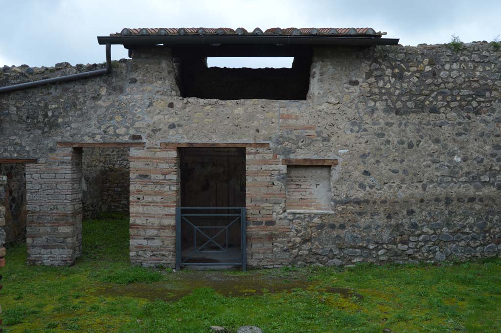 IX.5.16 Pompeii. March 2018. Looking towards west side of atrium a’. 
Foto Taylor Lauritsen, ERC Grant 681269 DÉCOR.

