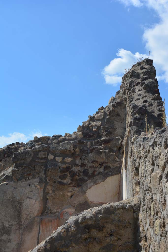 IX.5.18 Pompeii. May 2017. Room n, upper north wall, taken from room m.
Foto Christian Beck, ERC Grant 681269 DÉCOR.

