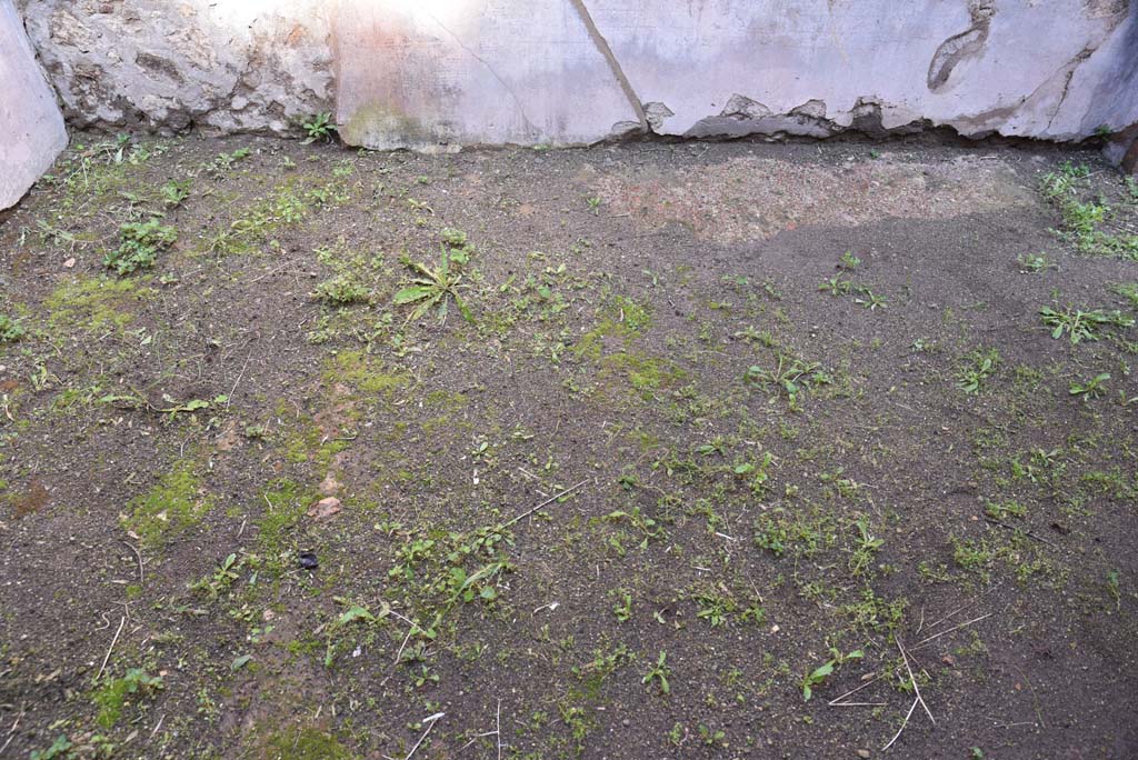 IX.5.18 Pompeii. March 2018. Room “e”, looking north across flooring.
Foto Annette Haug, ERC Grant 681269 DÉCOR
