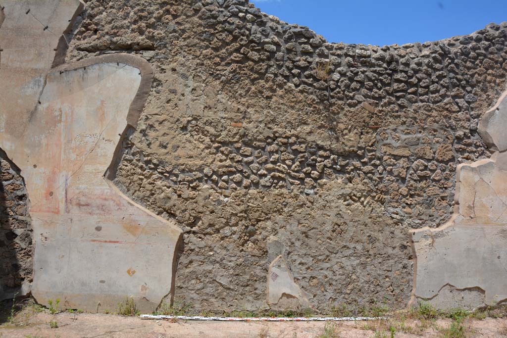 IX.5.18 Pompeii. May 2017. Room “f”, looking towards north wall.
Foto Christian Beck, ERC Grant 681269 DÉCOR.
