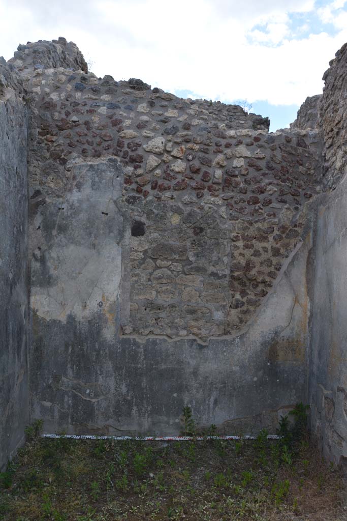 IX.5.18 Pompeii. May 2017. Room g, looking towards west wall.
Foto Christian Beck, ERC Grant 681269 DÉCOR.
