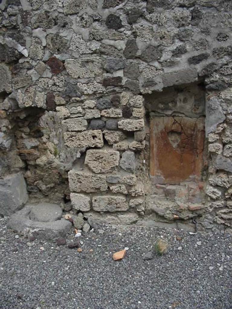 IX.6.b Pompeii. May 2003. East wall of middle room at rear of bar. Photo courtesy of Nicolas Monteix