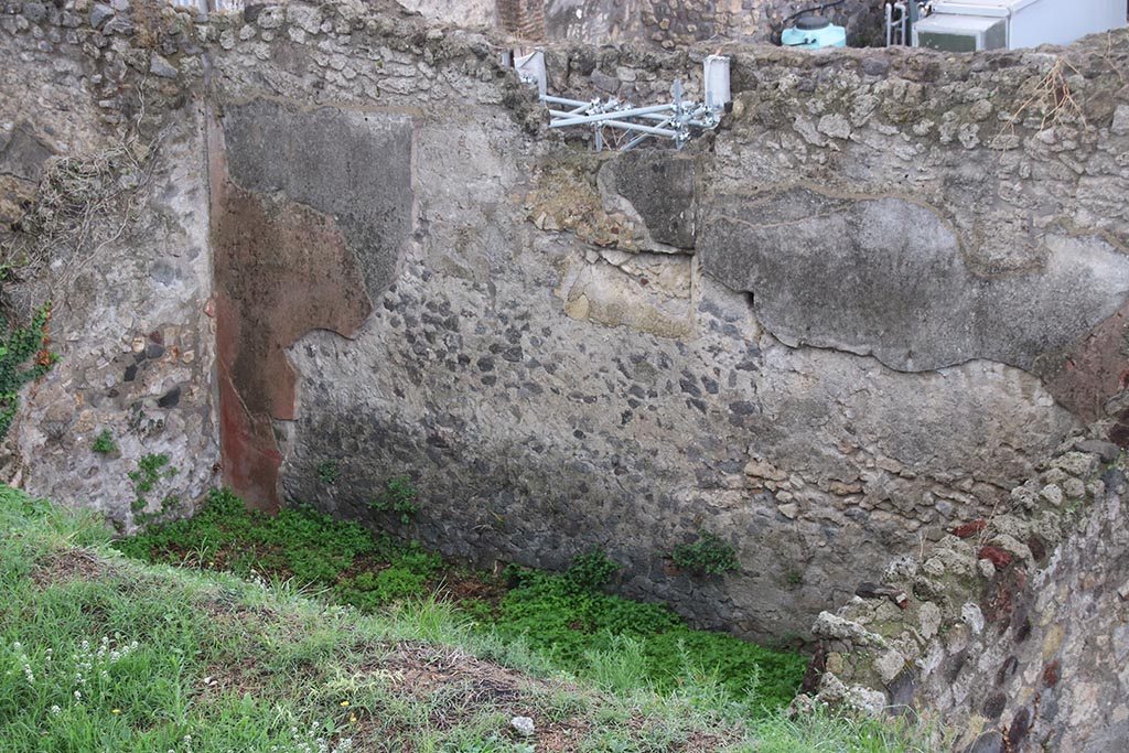 IX.7.12 Pompeii. October 2024. Room 5, triclinium, west wall. Photo courtesy of Klaus Heese. 
According to Schefold, on the left wall (west?) of the triclinium [5], was a painting of Diana and Actaeon (Sogliano 115).
See Schefold, K., 1957. Die Wande Pompejis. Berlin: De Gruyter. (p.268)
See Sogliano, A., 1879. Le pitture murali campane scoverte negli anni 1867-79. Napoli: Giannini. (nos, 115, and 688)
