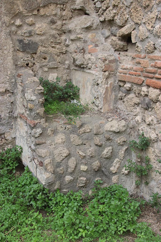 IX.7.12, 14 or 16 (?) Pompeii. October 2024. 
Garden area “e”, lararium in north-west corner. Photo courtesy of Klaus Heese.

