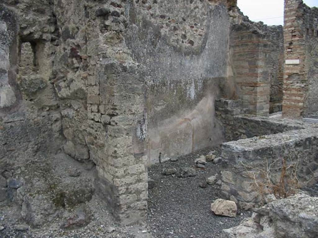 IX.7.22 Pompeii. May 2003. Looking across counter from north-west side of atrium of IX.7.21. Photo courtesy of Nicolas Monteix.
