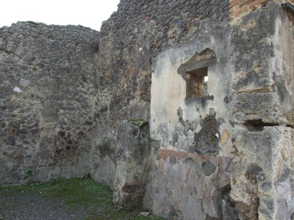 IX.8.2 Pompeii.  March 2009.  West wall of front and rear rooms.