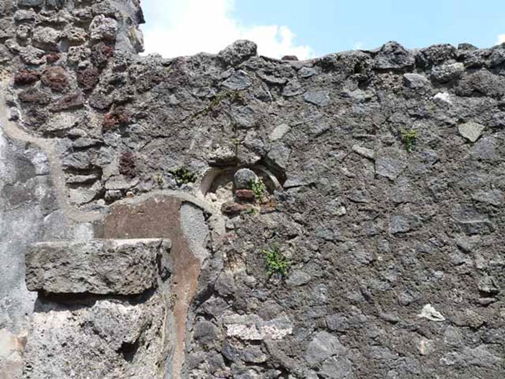 IX.8.2 Pompeii. May 2010. East wall of rear room.