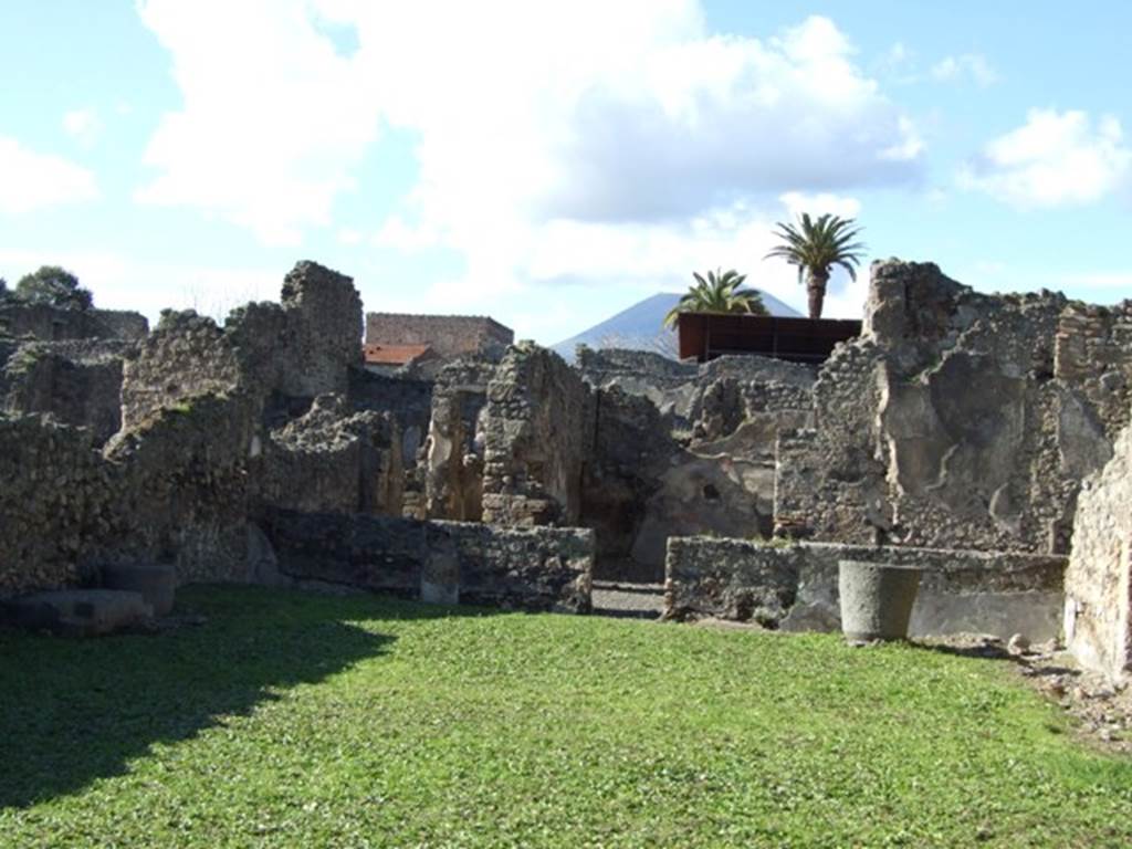 IX.9.10 Pompeii.  March 2009.  Looking north towards entrances of IX.9.6 and 7