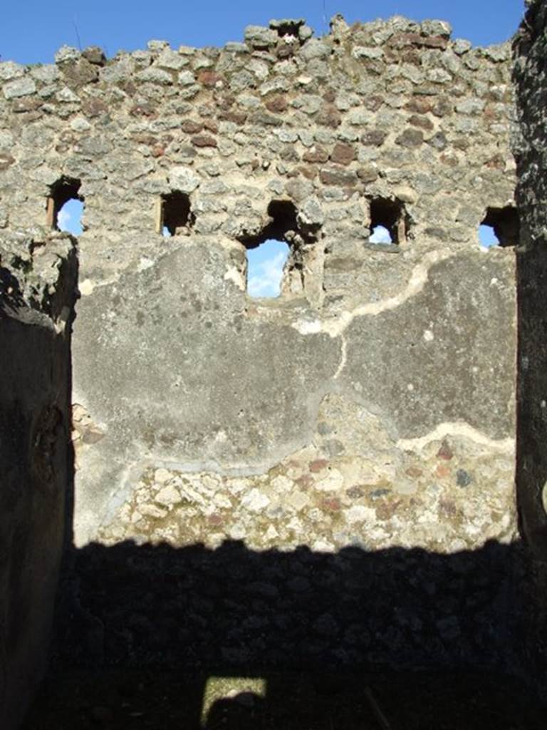 IX.9.a Pompeii.  March 2009. Cubiculum.  East wall.