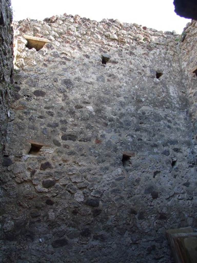 IX.9.a Pompeii.  March 2009. Kitchen and Latrine. South wall.