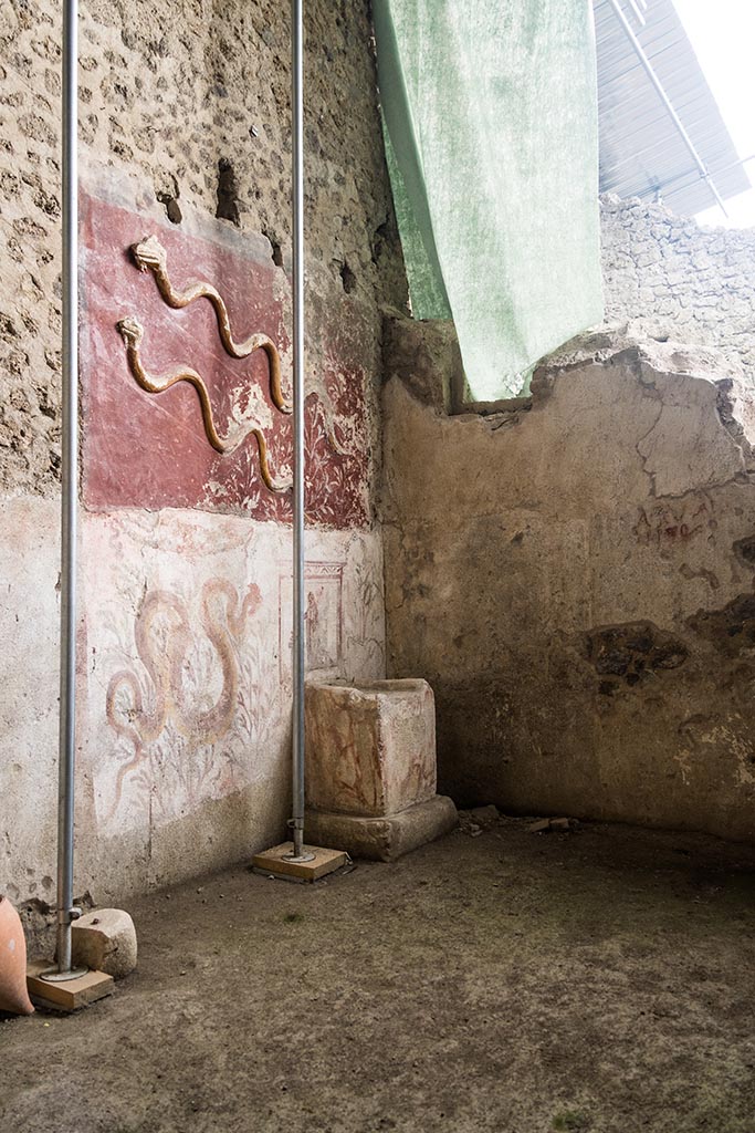 IX.10.1, Pompeii. July 2024. 
Room 12, looking towards south-west corner. Photo courtesy of Johannes Eber.
