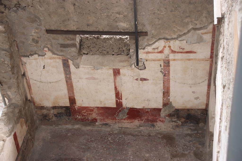 IX.12.6 Pompeii. October 2024. Room “c”, south wall. Photo courtesy of Klaus Heese.