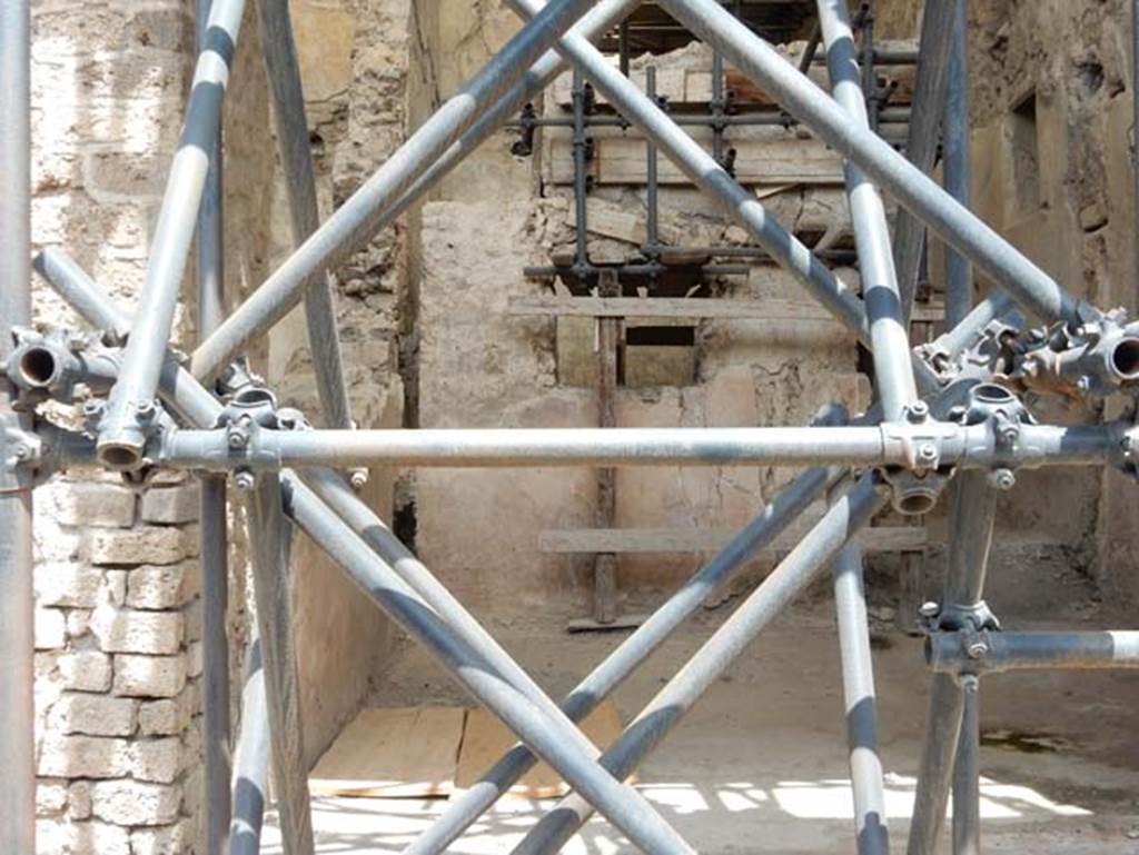 IX.12.7 Pompeii, May 2018. Looking towards north wall of shop from entrance. Photo courtesy of Buzz Ferebee.