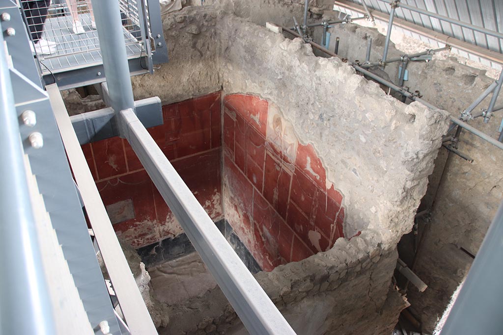 IX.12.9 Pompeii. October 2024. 
Room 3, looking towards north-east corner and east wall, from above room 4. Photo courtesy of Klaus Heese.
