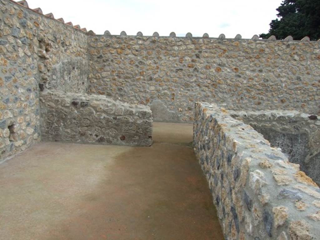 IX.14.4 Pompeii. December 2007. Reconstructed rear upper level.