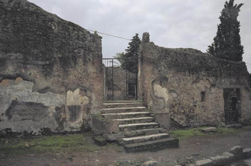 HGW24 Pompeii. September 2007. Entrance. Photo courtesy of Rick Bauer.