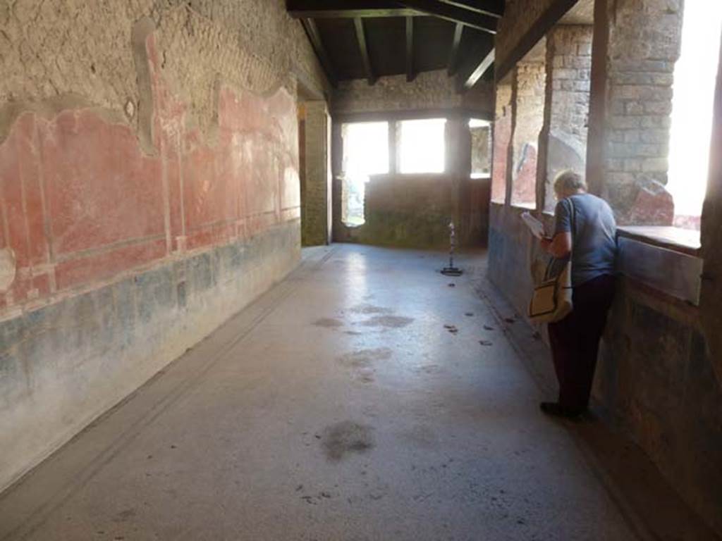 Villa San Marco, Stabiae, September 2015. Corridor 32, looking north towards garden area 19.