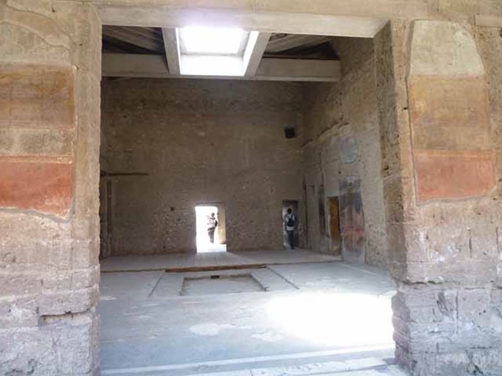 Villa of Mysteries, Pompeii. May 2010. Looking west from peristyle A, into room 64, atrium.