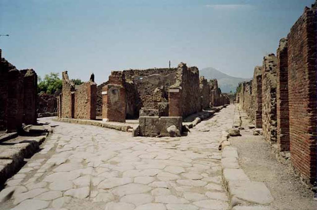 Via Consolare. May 2010. Looking north to junction with Vicolo di Modesto. Photo courtesy of Rick Bauer.