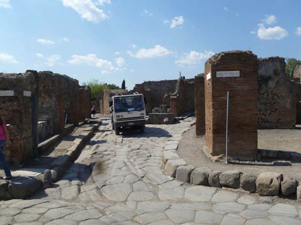 Via Consolare. May 2011. Looking north from junction with Via delle Terme. Photo courtesy of Michael Binns.
