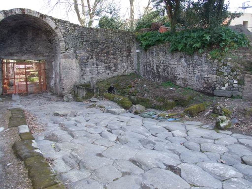 Via Stabiana. West side. Looking south towards the Stabian Gate. March 2009.