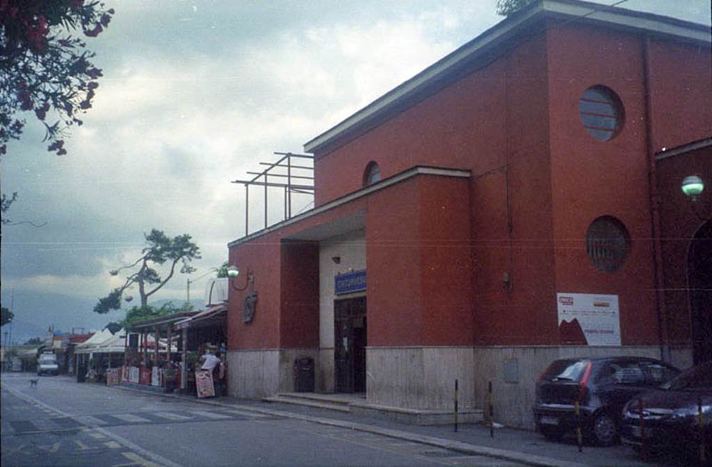 Via Villa dei Misteri. July 2011. Looking south past the Circumvesuviana station. The entrance to Pompeii Scavi is on the left opposite the parked white van in the distance. Photo courtesy of Rick Bauer.