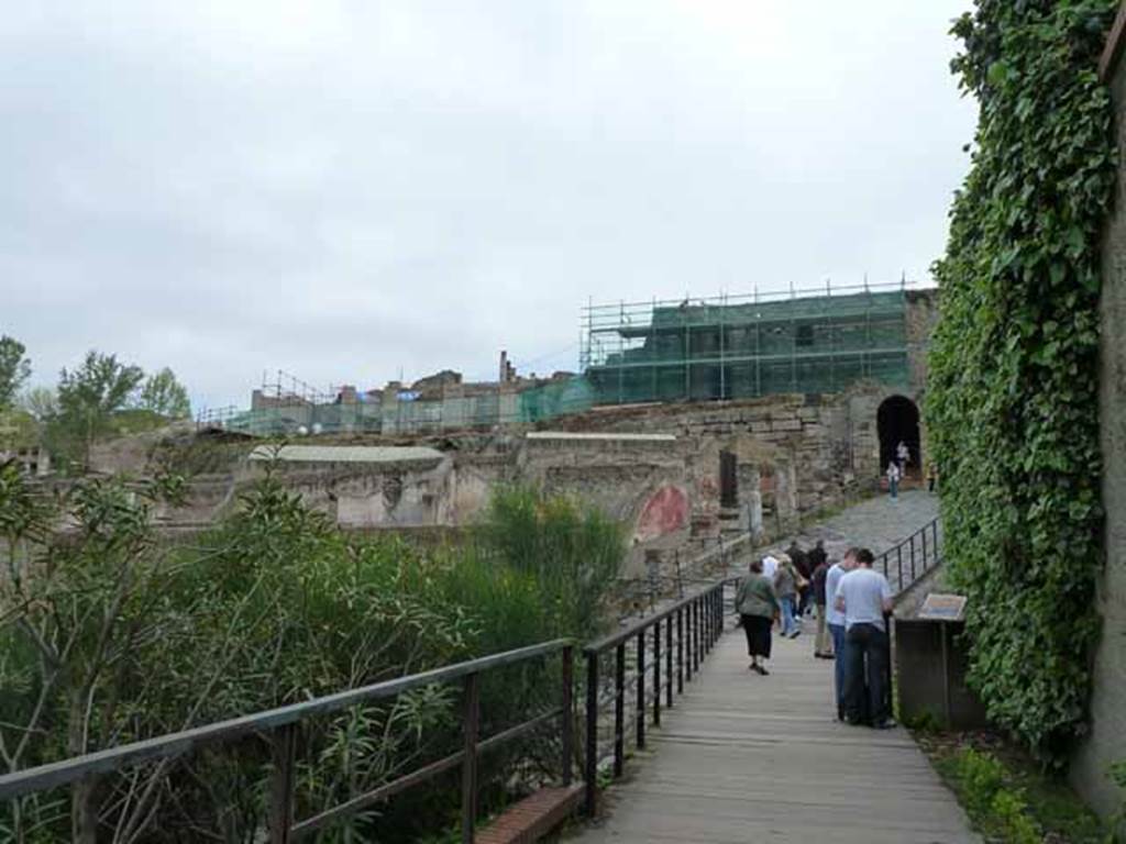 Pompeii, May 2010. Looking east from the ticket barriers towards the climb up to the Porta Marina. 