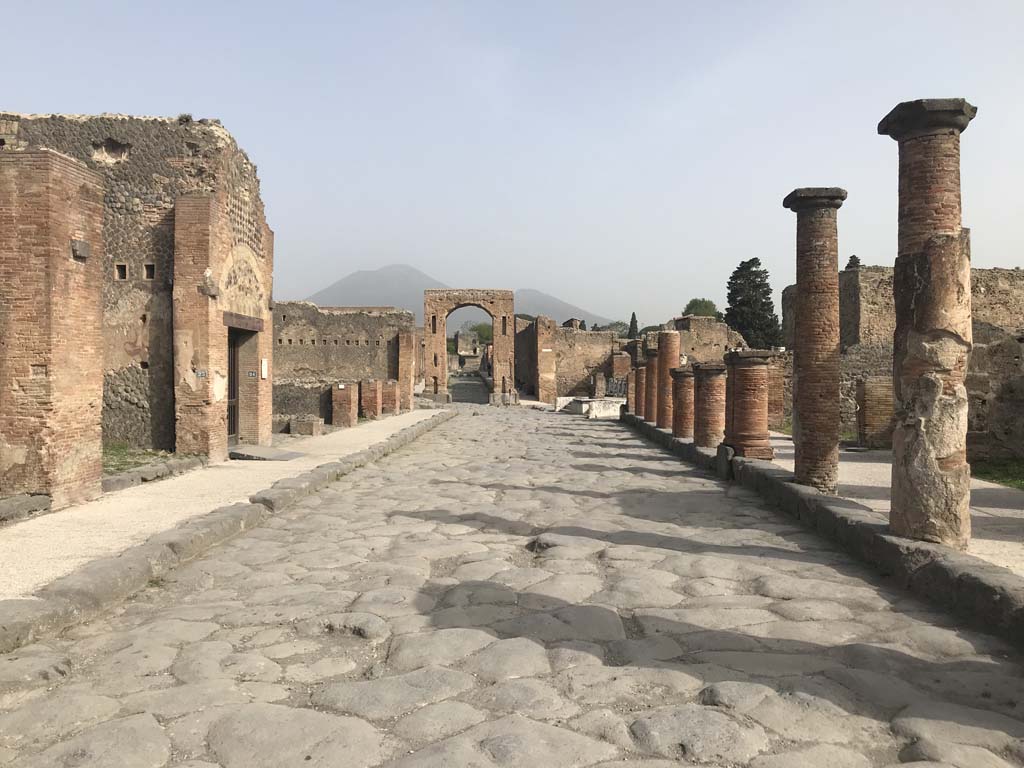 Via del Foro, Pompeii. April 2019. Looking north. Photo courtesy of Rick Bauer.