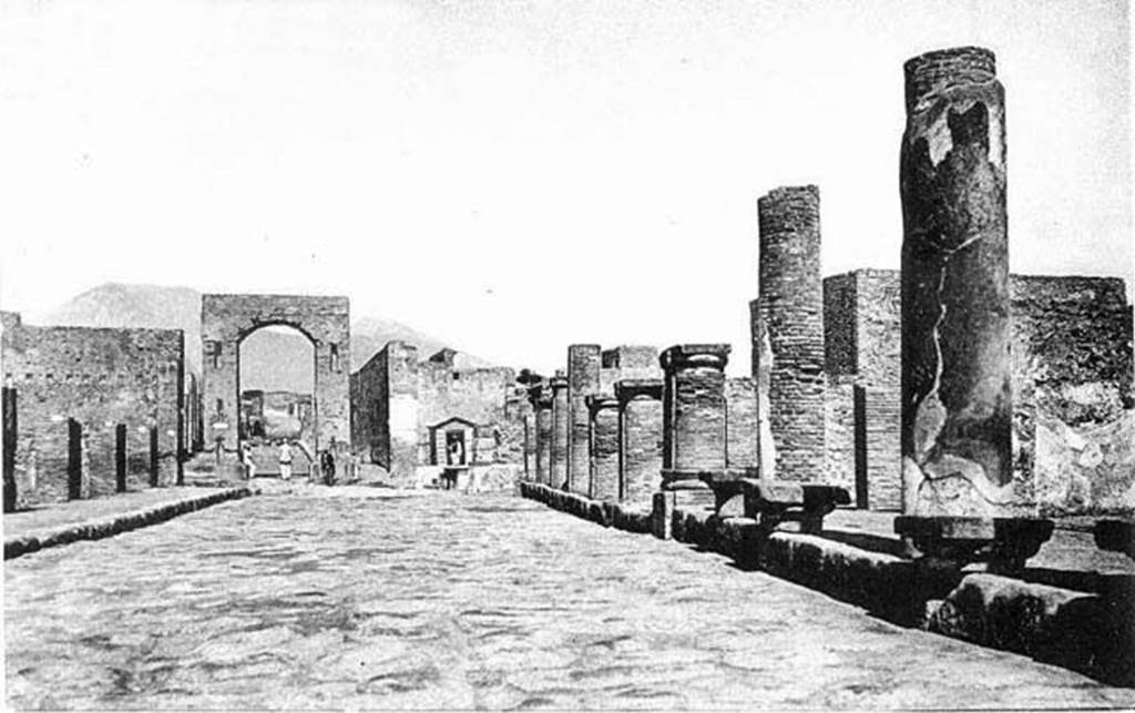 Via del Foro. Old postcard. Looking north to junction with Via Mercurio. 
Photo courtesy of Rick Bauer.
