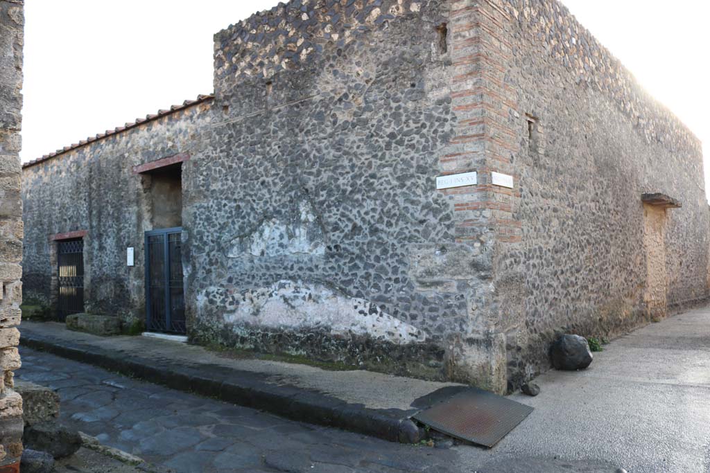 Via di Castricio, south side. December 2018. Looking south-east towards I.15.2/3, from junction with Vicolo della Nave Europa.
Photo courtesy of Aude Durand.
