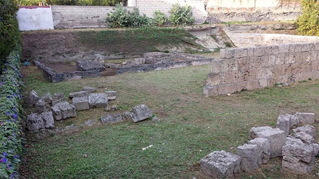 Santuario extraurbano del Fondo Iozzino. 2014, site with new excavations in progress. 
It consists of an outer wall of large blocks of Sarno limestone (Opus quadratum).
This surrounds a smaller and later wall, in Opus incertum, enclosing small structures, also in Opus incertum, the podiums of the two shrines as well as remains of walls of uncertain interpretation. 
The external enclosure of blocks of limestone, found in collapse, was rebuilt and the structure in Opus incertum was restored before starting excavation in 1960.
Photograph © Parco Archeologico di Pompei.
