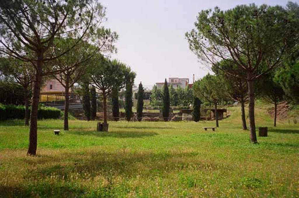 Tombs at Pompeii Fondo Pacifico looking south with FPND centre right. June 2010. The tombs in the foreground are on the north side of the road that leads through the tombs. Photo courtesy of Rick Bauer.