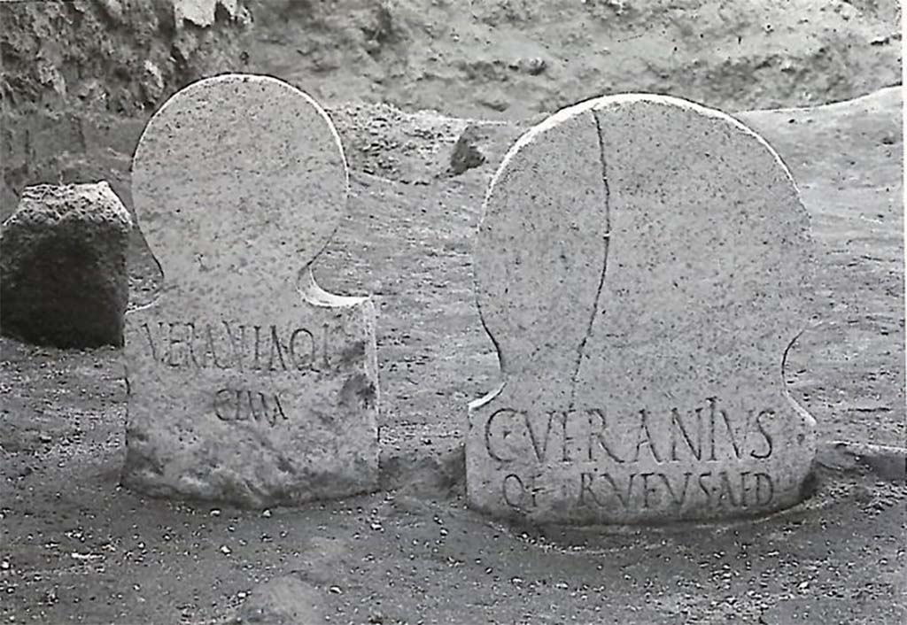 FPNF Pompeii. Inscribed female marble columella VERANIA Q. L. CLARA. Inscribed male marble columella Q. VERANIVS Q. F. RVFVS AED.
Photograph © Parco Archeologico di Pompei.
