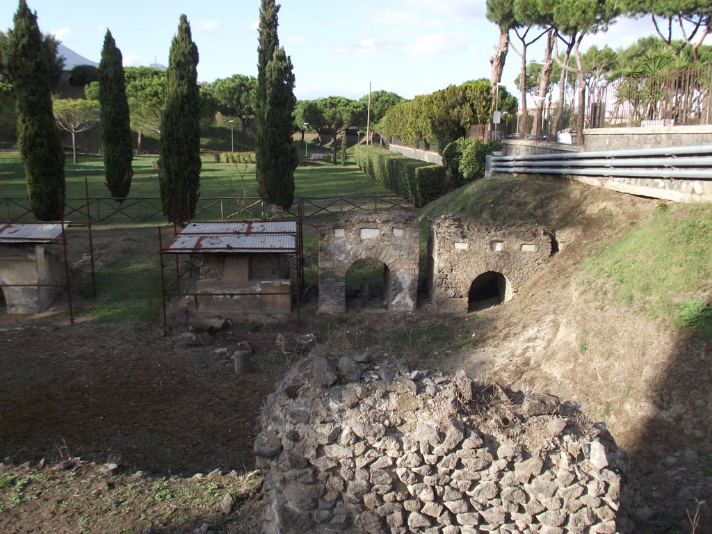 FPNI Pompeii. August 2011. Looking north to FPNG (left), FPNH and FPNI (right). Photo courtesy of Peter Gurney.