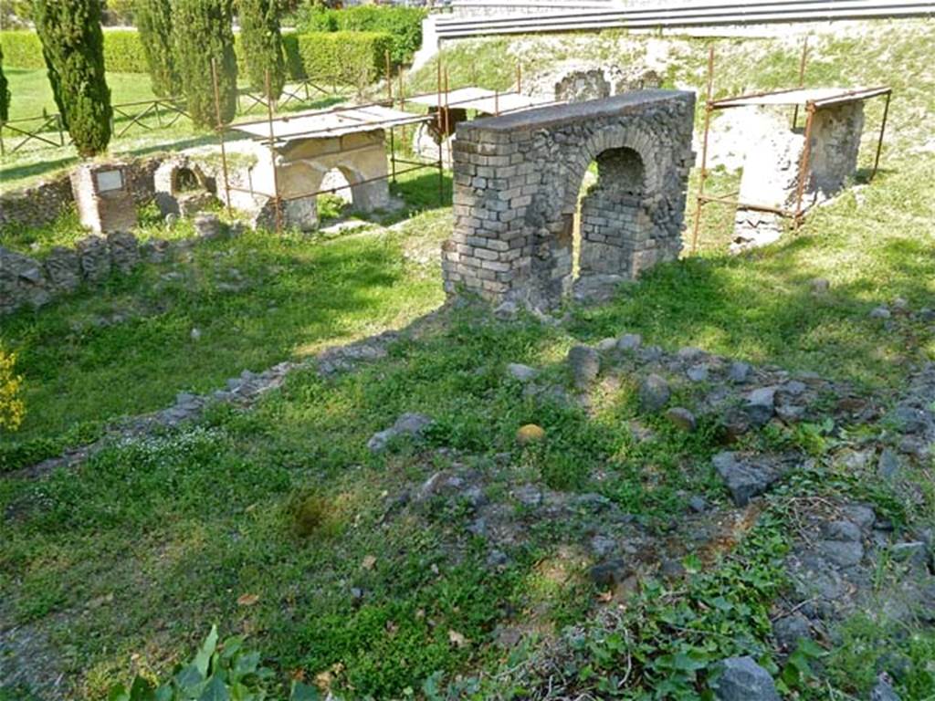 FPSE Pompeii. May 2011.  Looking north-east to tomb enclosure and arch. Photo courtesy of Michael Binns.