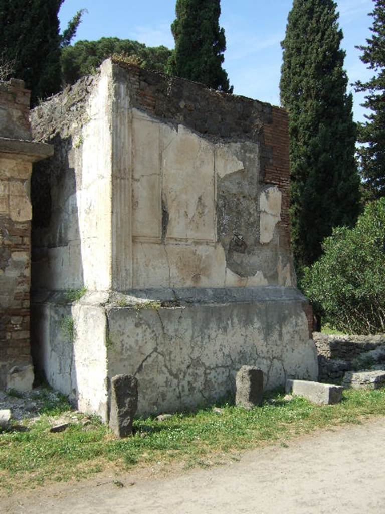 Pompeii Porta Nocera Tomb 14EN. May 2006. This may possibly have had a Tholos on top. On the front were various electoral inscriptions and a drawing of a gladiatorial contest at Nola. Neronianus and the gladiator Hilarus are mentioned.