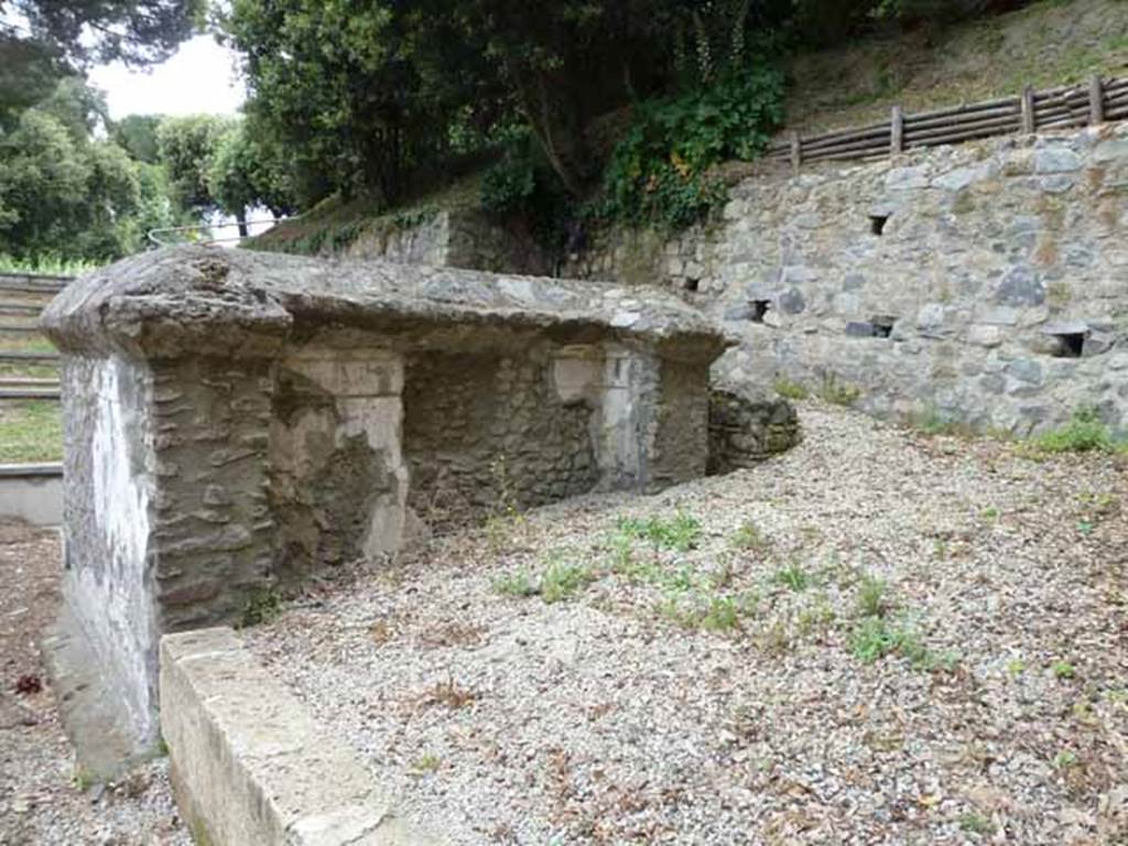 Pompeii Porta Nocera. May 2010.
Tombs 42EN and 44EN, looking north along the east end of the excavated Via delle Tombe.
