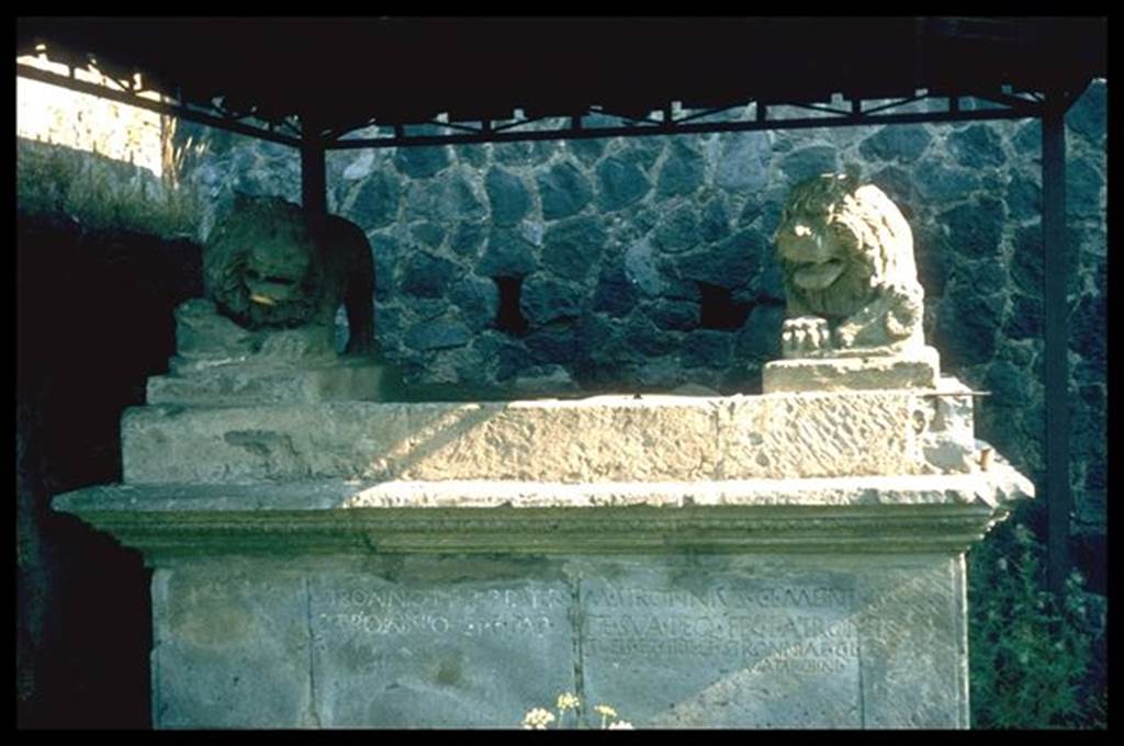 Pompeii Porta Nocera Tomb 31OS. Tomb of the Stronnii. Photographed 1970-79 by Gnther Einhorn, picture courtesy of his son Ralf Einhorn.