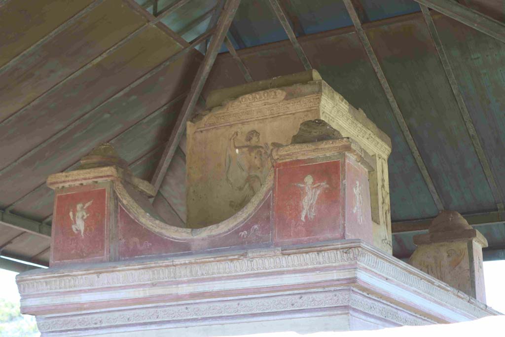 VGJ Pompeii. February 2020. Looking towards south side of upper inner tomb, from front of VGI. Photo courtesy of Aude Durand.