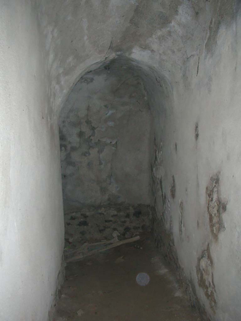 Tower X, Pompeii. May 2010. Corridor. Photo courtesy of Ivo van der Graaff.