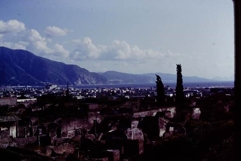 T11 Pompeii. Tower XI. 1978. Looking south-west towards the Bay of Naples and Sorrentine Peninsula. Photo by Stanley A. Jashemski.   
Source: The Wilhelmina and Stanley A. Jashemski archive in the University of Maryland Library, Special Collections (See collection page) and made available under the Creative Commons Attribution-Non Commercial License v.4. See Licence and use details. J78f0200
