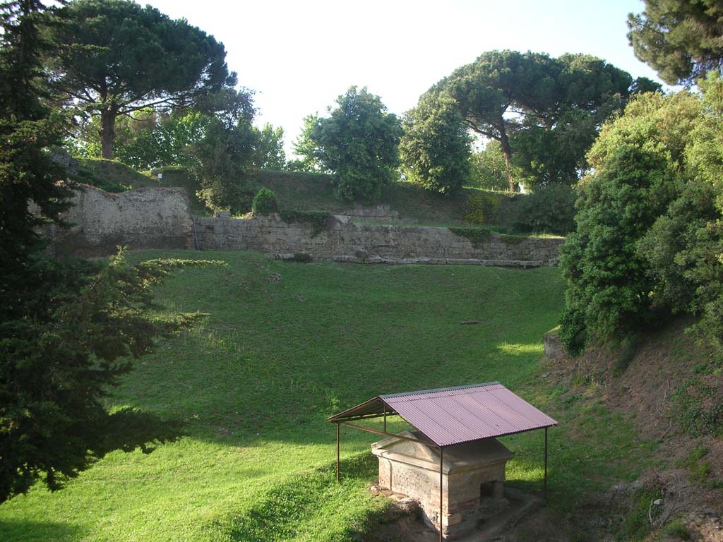 City Walls on south side of Pompeii, on east side of Tower III, on left. May 2010. Looking north. Photo courtesy of Ivo van der Graaff.