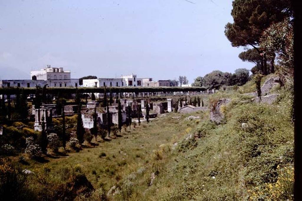 T3. Pompeii. 1964. Looking west towards east side of Tower, on right.  Photo by Stanley A. Jashemski.
Source: The Wilhelmina and Stanley A. Jashemski archive in the University of Maryland Library, Special Collections (See collection page) and made available under the Creative Commons Attribution-Non Commercial License v.4. See Licence and use details.
J64f1129
