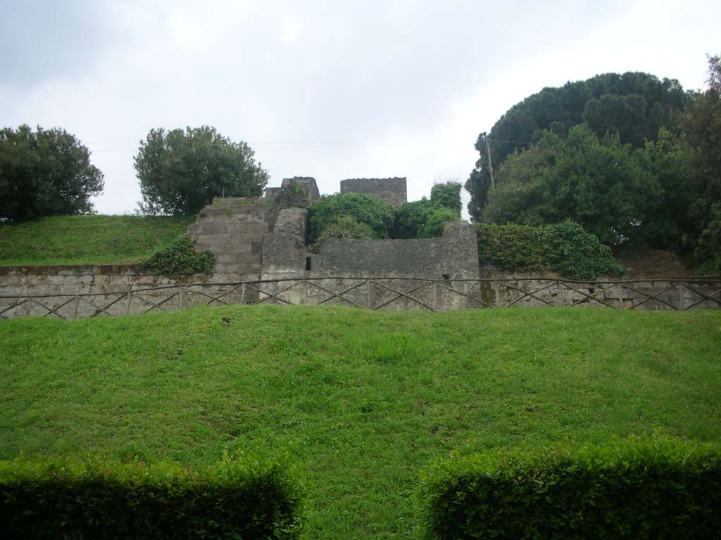 Tower VI, Pompeii. May 2010. Looking west towards Tower set into City Walls. Photo courtesy of Ivo van der Graaff.