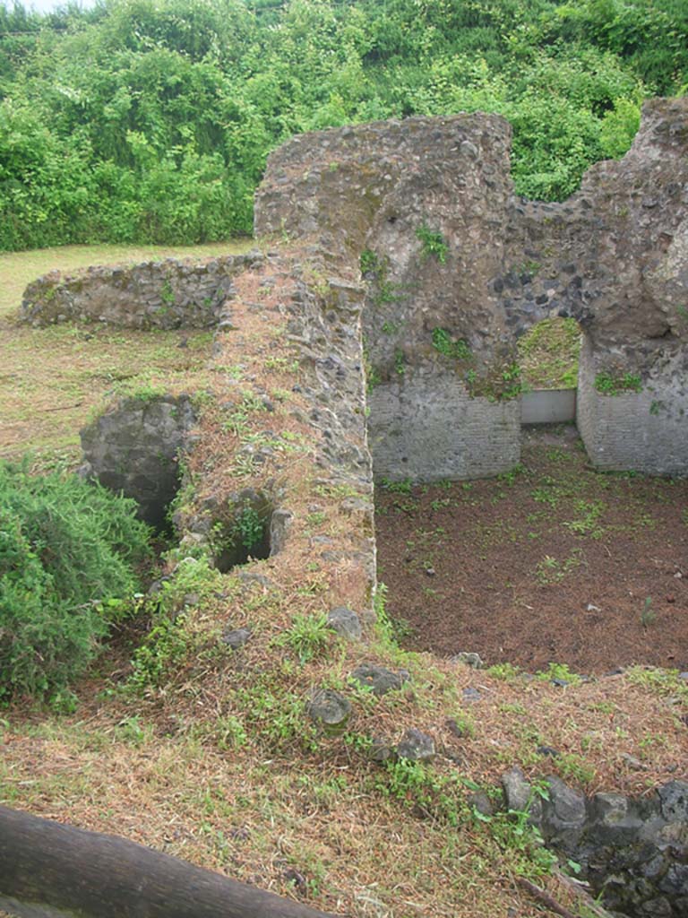 Tower IX, Pompeii. May 2010. Looking south across east side of tower. Photo courtesy of Ivo van der Graaff.

